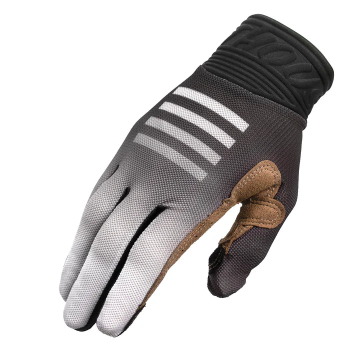 Blitz Fader Glove - Black/White